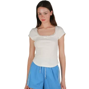 Very J Women's White Lace & Bow Detail Top