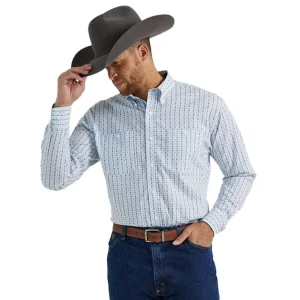 Wrangler Men's George Strait Long Sleeve Button Down