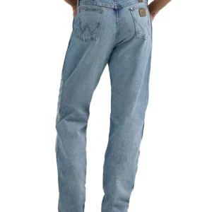 Wrangler Mens Light Wash Vintage Inspired Jeans