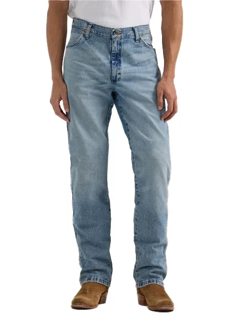 Wrangler Mens Light Wash Vintage Inspired Jeans - Image 2